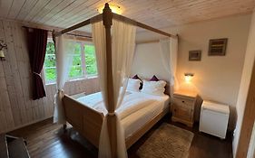 Dalen Bed & Breakfast